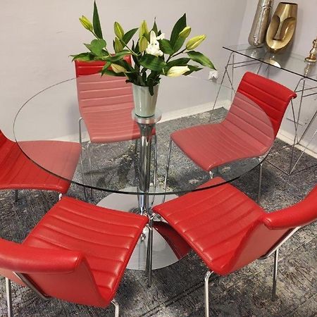Central Vienna Apartment With Unique 40M2 City Garden & Self Check In ภายนอก รูปภาพ