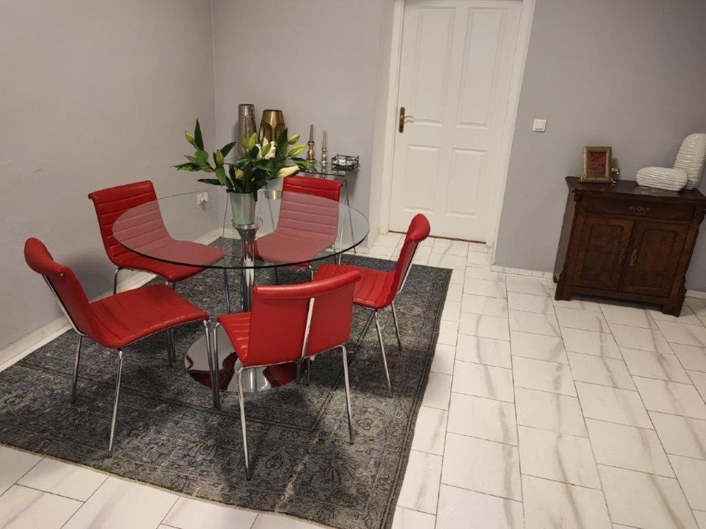 Central Vienna Apartment With Unique 40M2 City Garden & Self Check In ภายนอก รูปภาพ