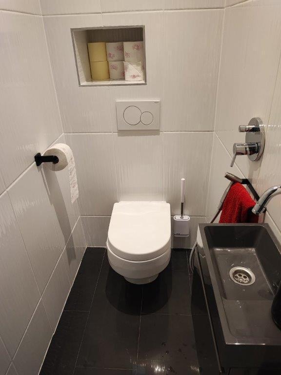 Central Vienna Apartment With Unique 40M2 City Garden & Self Check In ภายนอก รูปภาพ