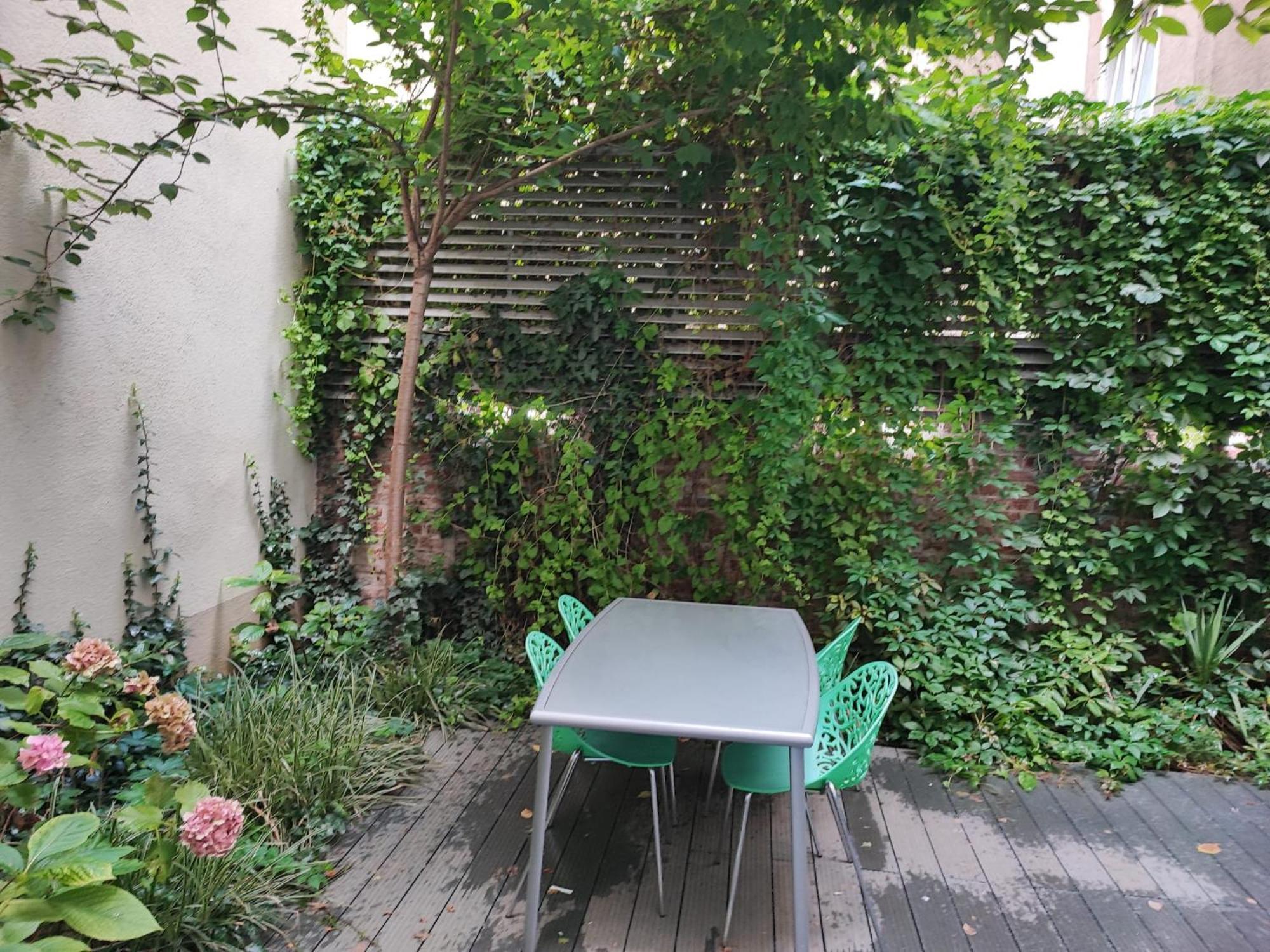 Central Vienna Apartment With Unique 40M2 City Garden & Self Check In ภายนอก รูปภาพ